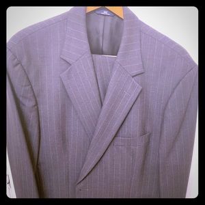 Gray striped Brooks brothers men’s full suit 46R